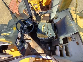 Bell L2208C Front End Loader