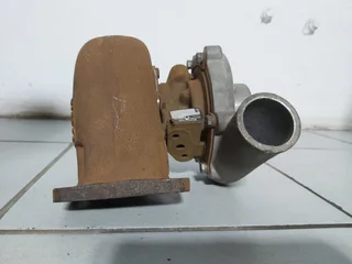 Schwitzer Turbocharger S76 310407