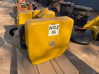 16 Ton Swivel Crane Block