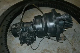 Hydrostatic Slew Drive Motor with Slew drive Bearing