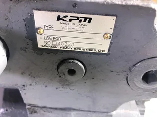 Excavator Hydraulic Swing Motor Kawasaki  MX750B0