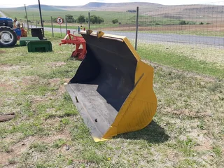 Volvo Front End Loader Bucket