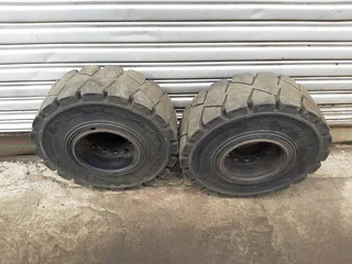 Forklift Tyres