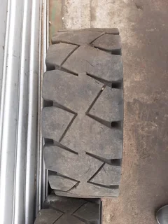 Forklift Tyres