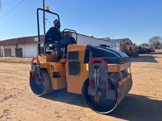 Dynapac CC142 Ride-On Roller