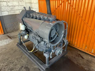 Deutz F6L912 Engine