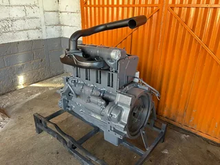 Deutz F4L912 Engine