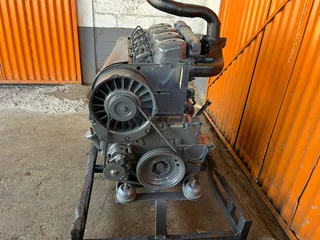 Deutz F4L912 Engine