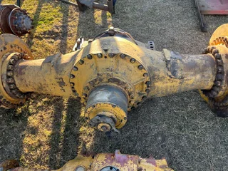 Caterpillar 988 Rear Differential Axle