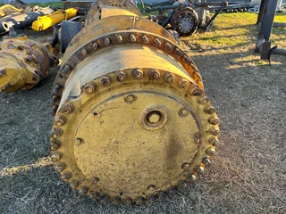 Caterpillar 988 Rear Differential Axle