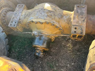 Caterpillar 988 Front Differential Axle