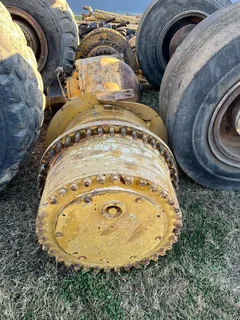 Caterpillar 988 Front Differential Axle