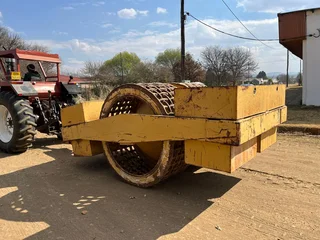 Tow Behind Grid Roller