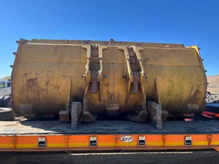 Caterpillar 988 FEL Bucket