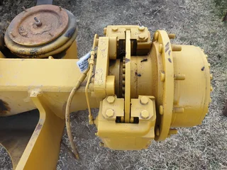 Bell B17B Front Differential Axle