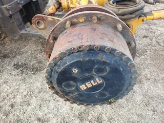 Front Differential Axle Bell B30C