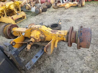 Front Differential Axle Bell B30C