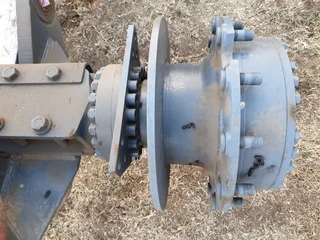 ZF AP-9/HK Front Differential Axle