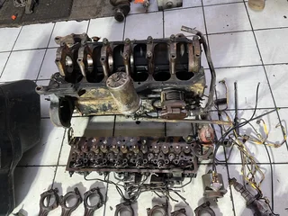 ADE 352 Engine Stripped For Spares