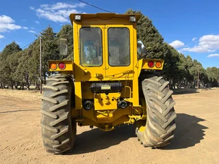 Bell 1206 Haulage Tow Tractor