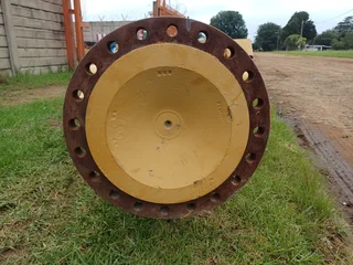 Caterpillar 966F Rear Differential Axle