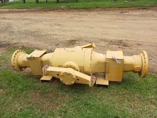 Caterpillar 966F Rear Differential Axle