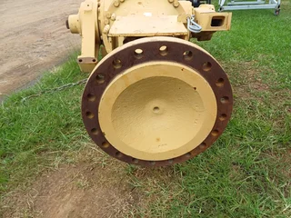 Caterpillar 966F Rear Differential Axle