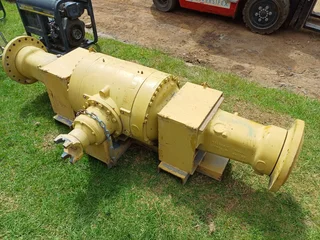 Caterpillar 966F Front Differential Axle