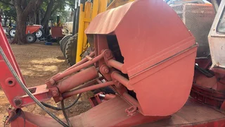 Clamshell Bucket Attachment For Crane