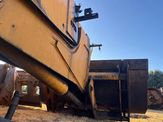 Telehandler Boom With Bucket