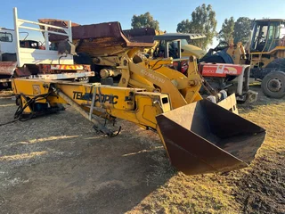 Telehandler Boom With Bucket