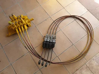 JCB 530 Telehandler Valve Bank