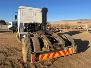 2002 Mercedes Benz Axor 1838 Horse Truck