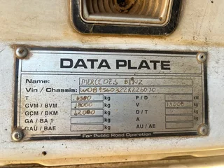 2002 Mercedes Benz Axor 1838 Horse Truck