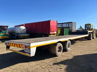 Henred Stepdeck Lowbed Trailer 12.5m