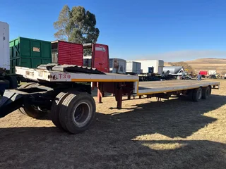 Henred Stepdeck Lowbed Trailer 12.5m