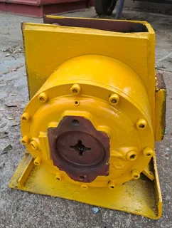 Bell SL483 Skidsteer Drive Motor