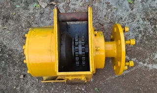 Bell SL483 Skidsteer Drive Motor