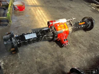 Dana Spicer 112/263 Rigid Front Differential Axle