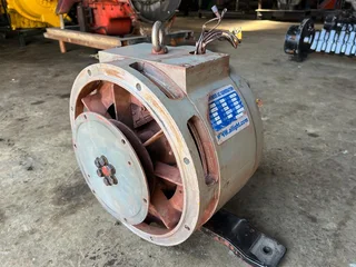 Synchronous AC Generator