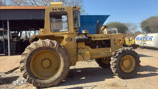 Dezzi H90 Haulage Tow Tractor 4x4