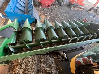 John Deere 893 Mielie Tafel 8 Ry