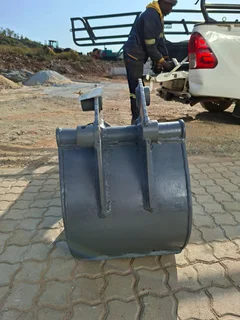 Kubota L45 Backhoe Digging Bucket