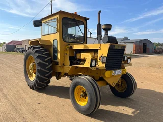 Bell 754 Turbo Haulage Tow Tractor