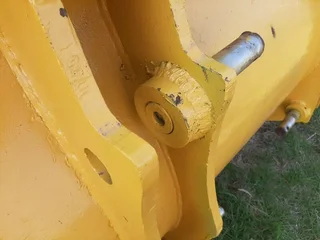 Caterpillar 966C Front End Loader Bucket