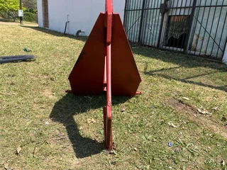 One Tine Ripper / Een Tand Ripper