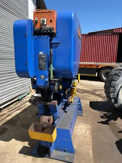 Peddinghaus 210 Super 16 Mechanical Ironworker