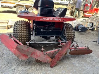 Jacobsen Trap King 2 Mini Tractor