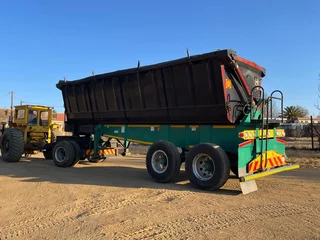 2017 Top Trailers Side Tipper Trailer