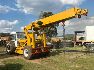 Ford Mobilift Carry Crane 12 Ton